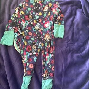Lily in the Alley Horror Convertible Footie size 9-12 mos GUC